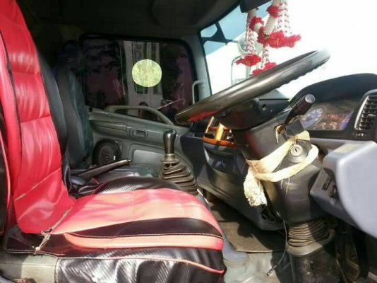 ขายรถ6ล้อ MEGA เครื่องJO5C ยาว5.50เมตร พร้อมโอน สนใจโทร 090-8588220คุณนะ 093-3258446คุณบิว หรือเข้าดูสินค้าอื่นๆได้ที่ www.narong2truck.com หรือ www.truck.in.th/498 หรือเพจFacebook ณรงค์ ซื้อขายรถมือสอง (เว็บไซต์ส่วนตัว) หรือFacebook คุณนะ รถบรรทุก