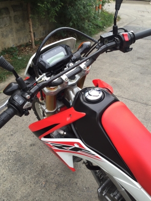 **** ขายcrf250 สภาพสวย 99\% ****