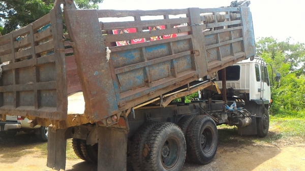 สิบล้อ มิตซู FN527 TD-646&times;&times;-195 เกียร์10สปีส ช่วงล่างเบรคใหญ่ ดั้ม KC สภาพดีเดิมๆสวยพร้อมใช้ ทะเบียนพร้อมโอยฝต