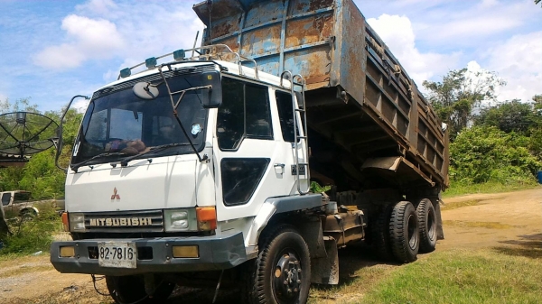 สิบล้อ มิตซู FN527 TD-646&times;&times;-195 เกียร์10สปีส ช่วงล่างเบรคใหญ่ ดั้ม KC สภาพดีเดิมๆสวยพร้อมใช้ ทะเบียนพร้อมโอยฝต