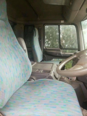 ขายหัวลากHINO 325แรง ปี54 พร้อมหาง12เมตร 2หาง สภาพสวยพร้อมใช้งาน เอกสารพร้อมโอน ราคา1,050,000 สนใจโทร 090-8588220คุณนะ 093-3258446คุณบิว หรือเข้าดูสินค้าอื่นๆได้ที่ www.narong2truck.com หรือ www.truck.in.th/498 หรือเพจFacebook ณรงค์ ซื้อขายรถมือสอง (เว็บไ