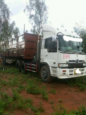 ขายหัวลากHINO 325แรง ปี54 พร้อมหาง12เมตร 2หาง สภาพสวยพร้อมใช้งาน เอกสารพร้อมโอน ราคา1,050,000 สนใจโทร 090-8588220คุณนะ 093-3258446คุณบิว หรือเข้าดูสินค้าอื่นๆได้ที่ www.narong2truck.com หรือ www.truck.in.th/498 หรือเพจFacebook ณรงค์ ซื้อขายรถมือสอง (เว็บไ