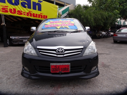 TOYOTA INNOVA 2.0V AT ปี 2010