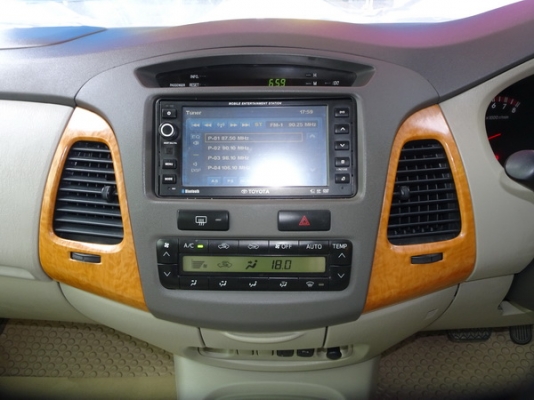 TOYOTA INNOVA 2.0V AT ปี 2010