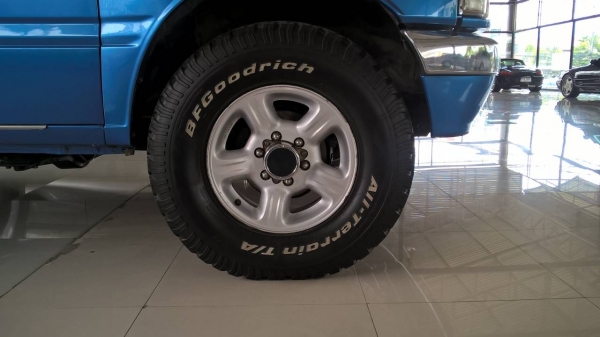 Isuzu MU ปี 2535/1992 Isuzu MU ปี 2535/1992