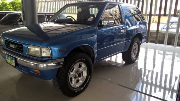Isuzu MU ปี 2535/1992 Isuzu MU ปี 2535/1992