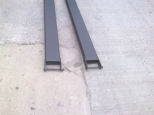 ขายปลอกงาฟอร์คลิฟท์ ขนาด รถ3ตันยาว 2.40เมตร