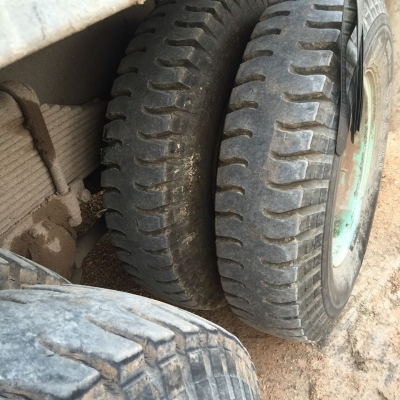 รถสิบล้ออีซูซุ 240 แรงม้า ดั้มสองเพลา