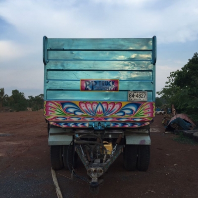 รถสิบล้ออีซูซุ 240 แรงม้า ดั้มสองเพลา