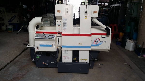 เครื่องสีข้าวกล้องเก่าญี่ปุ่น YANMAR รุ่น RHS300A สภาพเครื่องสวย พร้อมใช้งาน