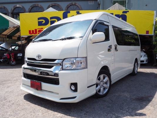 TOYOTA COMMUTER 2.5D4D MT ปี 2013