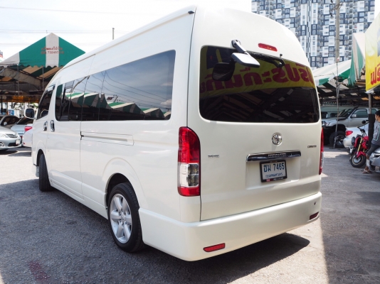 TOYOTA COMMUTER 2.5D4D MT ปี 2013