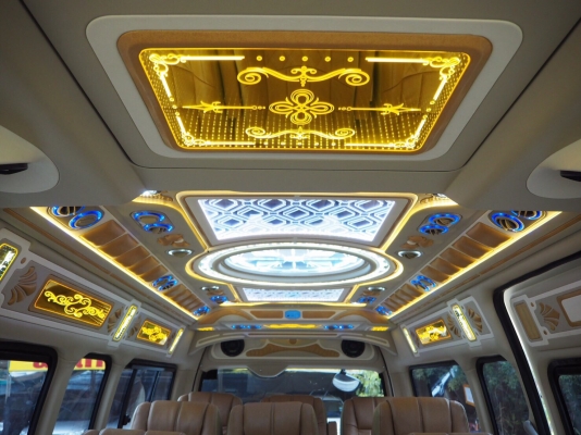 TOYOTA COMMUTER 2.5D4D MT ปี 2013