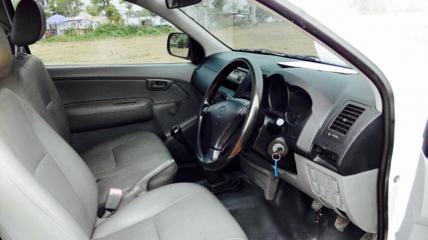 ขาย Vigo ตอนเดียวปี 05 เครื่อง2.5 เจ้าของขายเอง