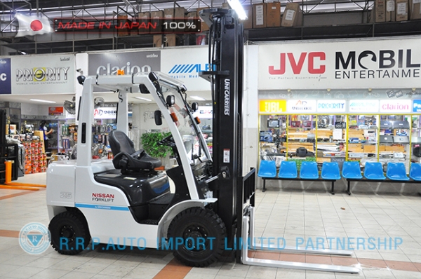 ขายรถโฟล์คลิฟท์มือสอง NISSAN  รุ่น Y1F2-002873 ราคา 530,000 บาท นำเข้าจากประเทศญี่ปุ่น 100\% ไม่เคยใช้งานในไทย