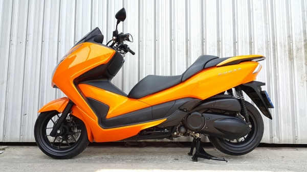 Forza300 2015 วิ่งน้อย สภาพสวยพร้อมใช้ ราคาไม่แพง ต่อรองได้ครับa