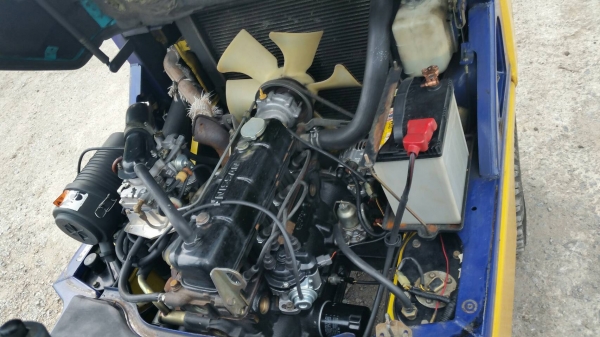 ขายด่วนรถยกKOMATSU FG15-17ยก1.5ตันเสาสูง3เมตรมีกะจกหน้าที่ปันนำฝนรถนอกนำเข้ายังไม่เคยใช้งานในเมืองไทยเลย