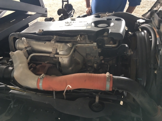 ขายหกล้อดั้มสามมิตร เครื่อง130 แรง ปี2556 ขาย สด ผ่อน