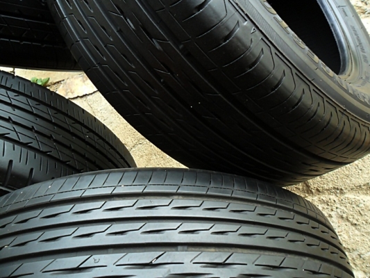 ยางขอบ16 บริดสโตน215-60-R16 ลงพื้นปี16(4เส้น 4,500) เหมือนยางใหม่