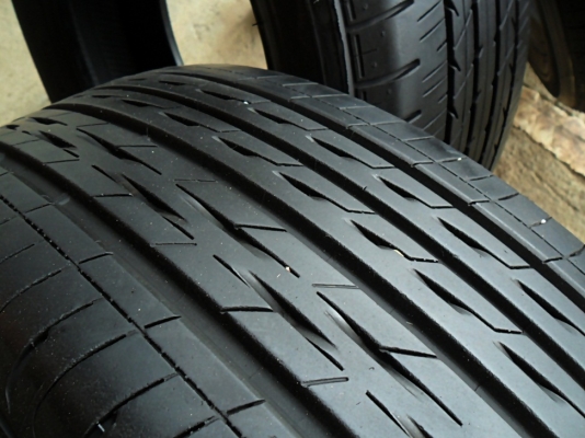 ยางขอบ16 บริดสโตน215-60-R16 ลงพื้นปี16(4เส้น 4,500) เหมือนยางใหม่