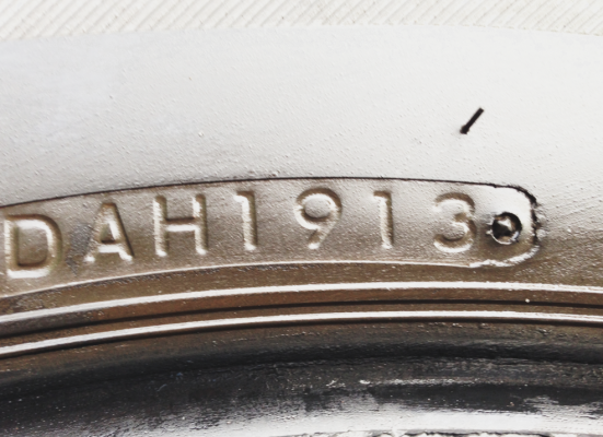 ยาง Bridgestone 255 65 17 ปี13 ดอกเต็ม ราคาไม่แพง