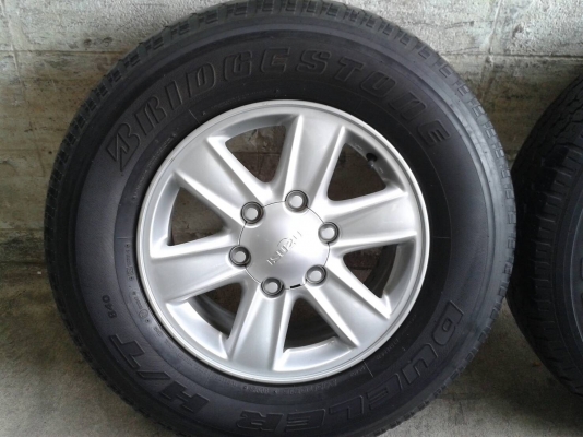 ขอบ16นิ้ว6รู อีสุ พร้อมยาง สวยๆ 4 ล้อ ราคา 7400 บาท