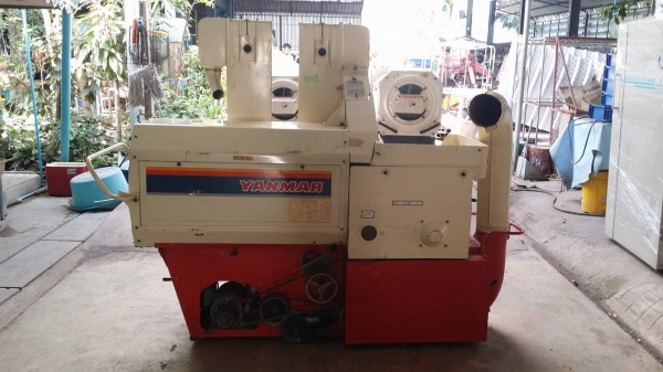 เครื่องสีข้าวกล้องเก่าญี่ปุ่น YANMAR รุ่น RHS30D สภาพเครื่องสวย พร้อมใช้งาน