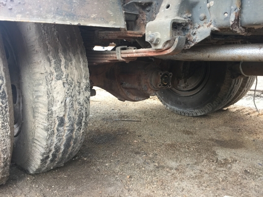 6ล้อรถน้ำ isuzu NPR120แรง รถประมูลจากเทศบาล. เล่มทะเบียนพร้อม