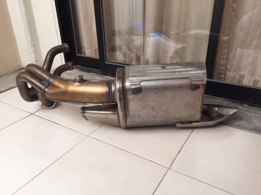 ขายท่อเดิม KAWASAKI ER 650 " FULL" ปี 2013 - 2016 ราคา 2,500 บาท