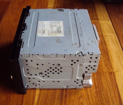 ขายวิทยุ-เทป-ซีดี ติดรถยนต์ TOYOTA 2 เครื่อง สภาพเหมือนถอดป้ายแดง