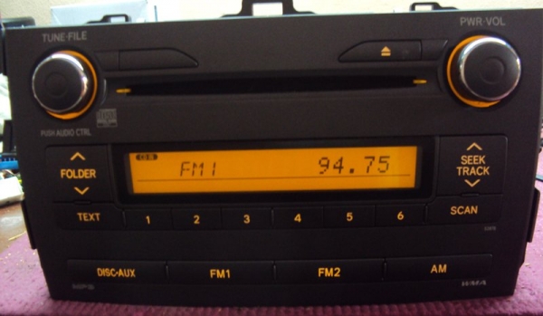 ขายวิทยุ-เทป-ซีดี ติดรถยนต์ TOYOTA 2 เครื่อง สภาพเหมือนถอดป้ายแดง