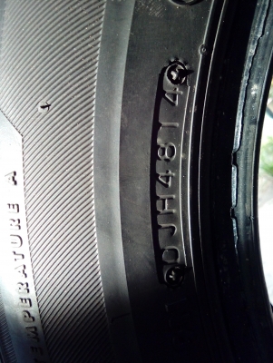 ขายยางบริดสโตน195 65 15 ปี14