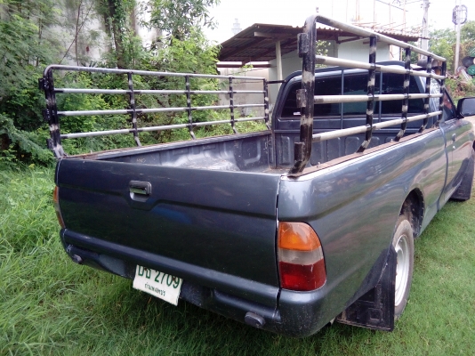 ขายกะบะมิตซูสตราด้าปี2000