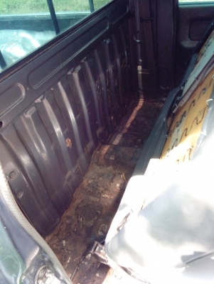 ขายกะบะมิตซูสตราด้าปี2000