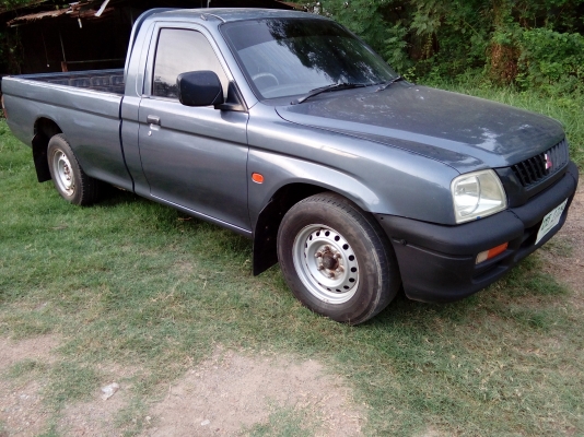 ขายกะบะมิตซูสตราด้าปี2000