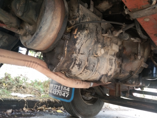 Isuzu.  10. ล้อเพลาเดียว. คัซซีจัมโบ้