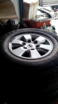 ขายMax vigo ขอบ15 พร้อมยางบริดจสโตน