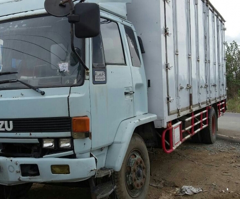 มี 2คัน หกล้อ อีซูซุ ร็อคกี้ FTR195 และ ฮีโน่ FF3H195 ช่วงยาว7.20ม ตู้แห้ง10บาน สภาพดีสวยพร้อมใช้ ทะเบียนพร้อมโอน ราคาคันละ 495,000บ เท่ากัน ครับๆ มี 2คัน หกล้อ อีซูซุ ร็อคกี้ FTR195 และ ฮีโน่ FF3H195 ช่วงยาว7.20ม ตู้แห้ง10บาน สภาพดีสวยพร้อมใช้ ทะเบียนพร้อมโอน ราคาคันละ 495,000บ เท่ากัน ครับๆ