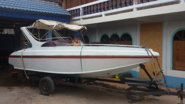 เรือเปล่า ขนาด20ฟุต สวยๆ ไม่มีเครื่องยนต์
