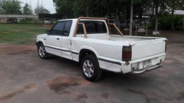 MAZDA THUNDRE สวยเดิมบาง