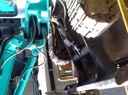 Komatsu pc30-7ไม่เอาเก๋งลดได้เยอะ
