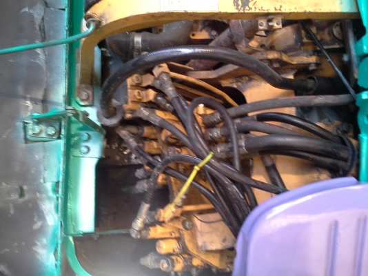 Komatsu pc30-7ไม่เอาเก๋งลดได้เยอะ Komatsu pc30-7ไม่เอาเก๋งลดได้เยอะ