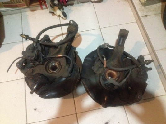 ดุมหน้าครบชุด HONDA CIVIC ไดเเมนชั่นเก่าญี่ปุ่นเเท้สภาพดีคู่ละ