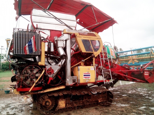 ขายด่วน รถเกี่ยวข้าวเกษตรพัฒนา KPH 18ST ปี 54 รุ่น ช้างน้อยจ้าวพลัง เครื่องยนต์ ISUZU 210 แรง 6HH1 อุ้ม 1.5 ตัน ช่วงล่าง 10HT สภาพดีมากๆครับพร้อมใช้งานได้เลย ราคาต่อรองได้ครับ ขายด่วน รถเกี่ยวข้าวเกษตรพัฒนา KPH 18ST ปี 54 รุ่น ช้างน้อยจ้าวพลัง เครื่องยนต์ ISUZU 210 แรง 6HH1 อุ้ม 1.5 ตัน ช่วงล่าง 10HT สภาพดีมากๆครับพร้อมใช้งานได้เลย ราคาต่อรองได้ครับ