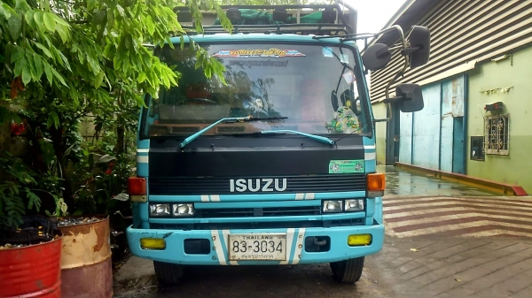 ร้อก175ยาง900เบรคทิฟฟี่ พ.เวอร์ เล่มทะบียนพร้อมโอน