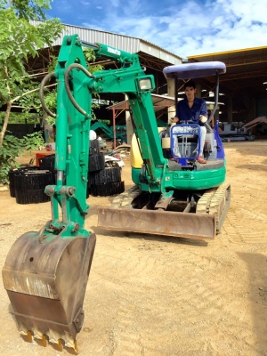 KOMATSU 27mr-1 ขนาดPC-27<คอลโทนสั้นปั๊มนิ้วมีลายหัวแย๊กพร้อม>(มีVDOให้ชม)☎️ติดต่อ 085-5632278 (ราคต่อรองได้)