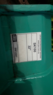 ขายบุ้งกี๋ KOBELCO  SK100  เก่าญี่ปุ่นแท้  เหล็กหนา   ยังไม่เคยใช้งานในไทย  สนใจ โทร  089-7462641  สุวรรณี