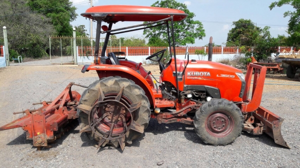 รถไถL3608พร้อมอุปกรณ์ ครบ รถไถL3608พร้อมอุปกรณ์ ครบ