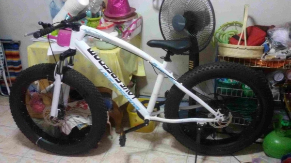 Fat bike สภาพสวยมาก ุ6500 บาท  ไม่่ค่อยได้ใช้เลย