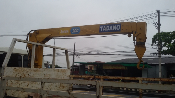 ขายถูกๆๆ เครนทาดาโน่3ตัน3ปลอก2ชัก  พร้อมใช้งาน